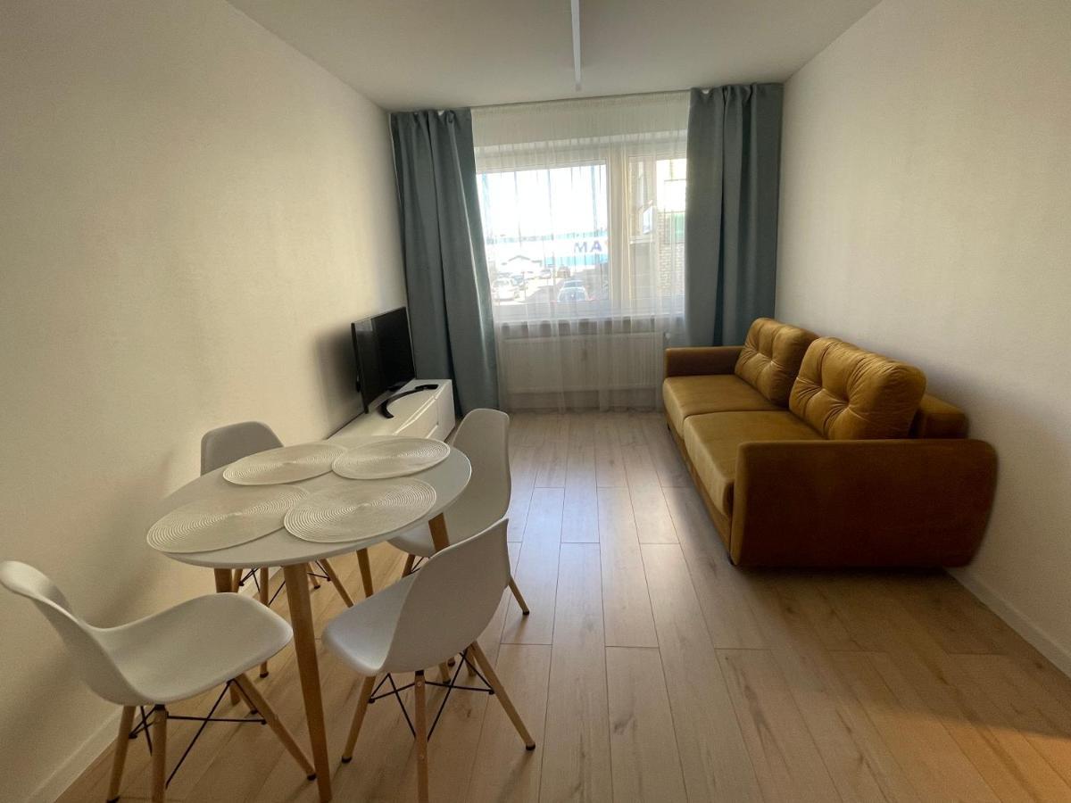 Mb Livinga Apartamentai Taikos G Mažeikiai Kültér fotó