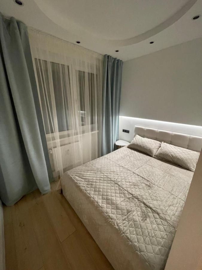 Mb Livinga Apartamentai Taikos G Mažeikiai Kültér fotó
